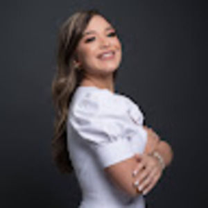 Meet your Posher, Leticia